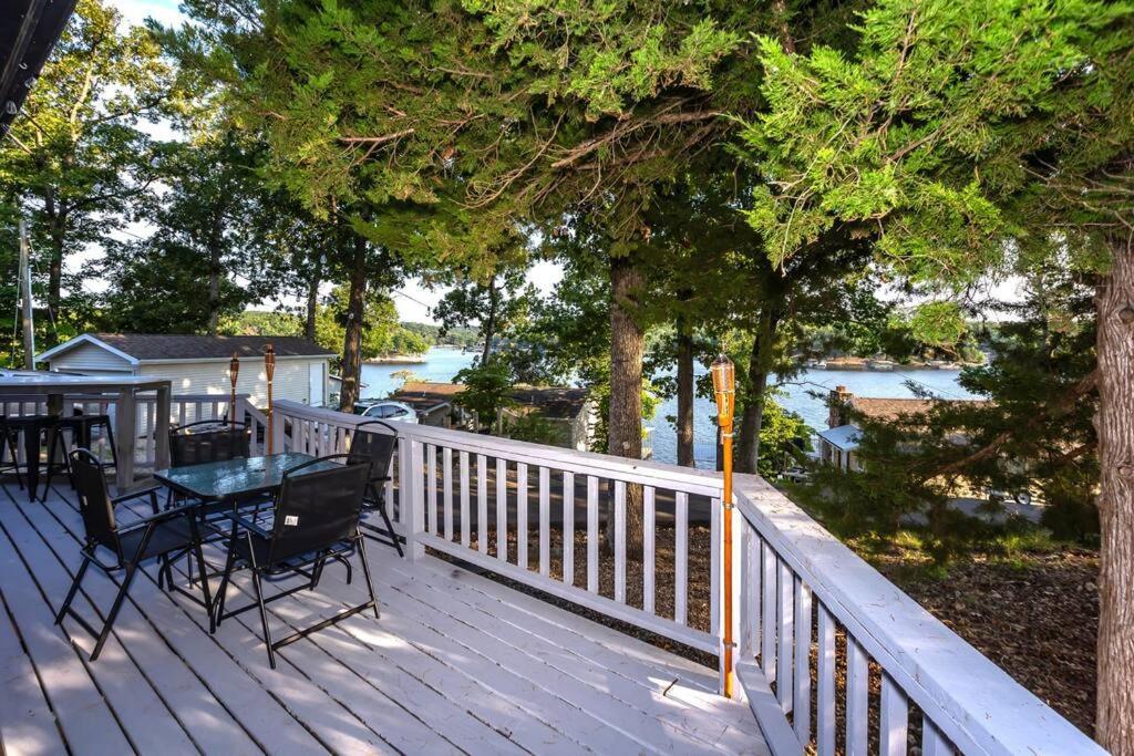 Funky Little Lakehouse - Private Dock And Sunset View Sunrise Beach Eksteriør bilde